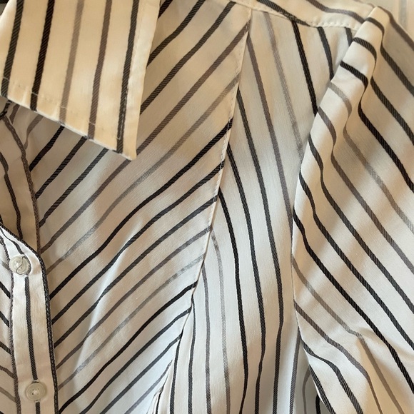 Express Striped button down - Picture 5 of 12
